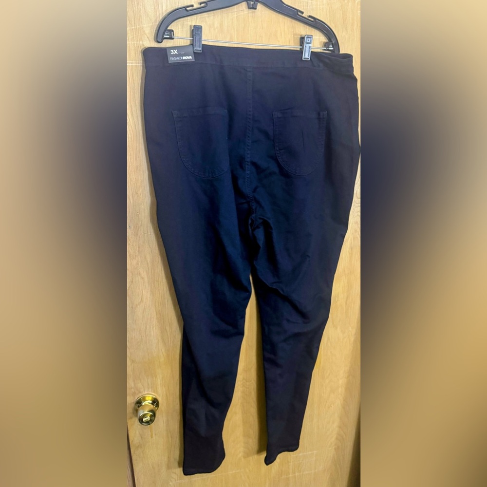 Fashion Nova Black Chinos for Effortless Style
